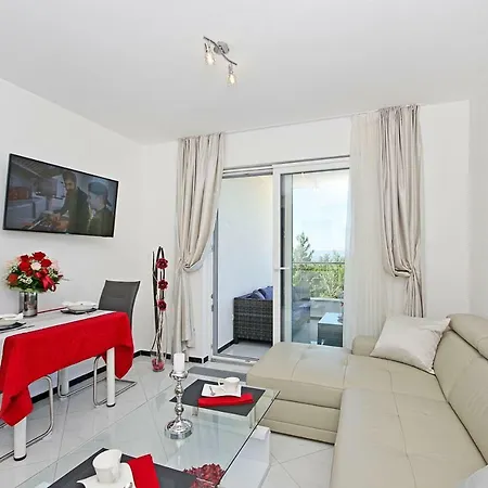 Guest house Inis